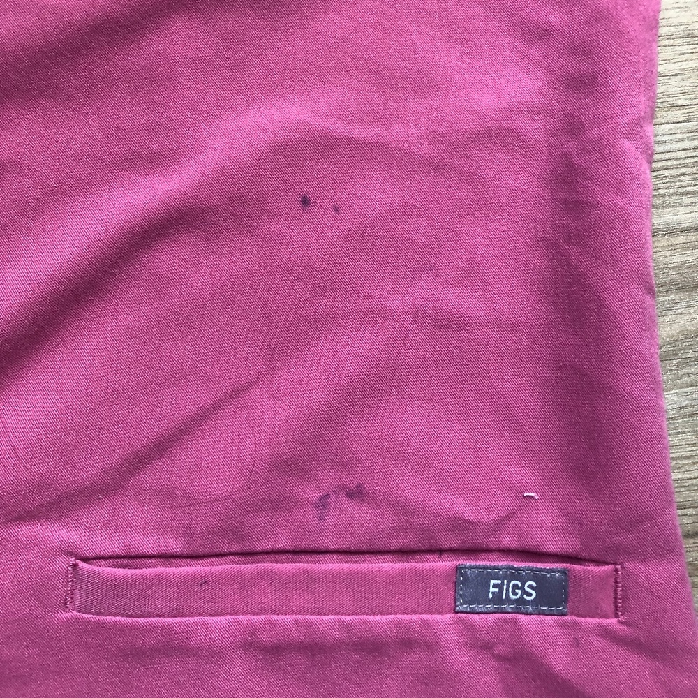Scrub top - Picture 4 of 4